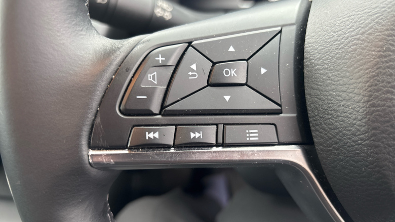 Nissan Juke 1.6 Hybrid N-Connecta 5dr Auto Hybrid Hatchback